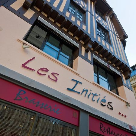 Готель Les Inities Руан Екстер'єр фото